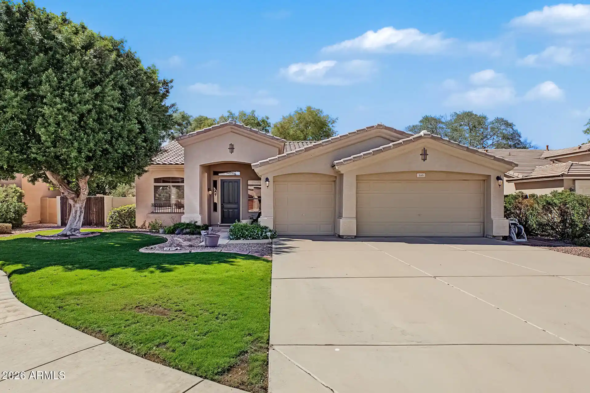 Photo 1 of Single family home for sale at 546 S Bahama Dr, Gilbert, AZ 85296 | MLS# 7094818 | Listing updated on 2026-10-21