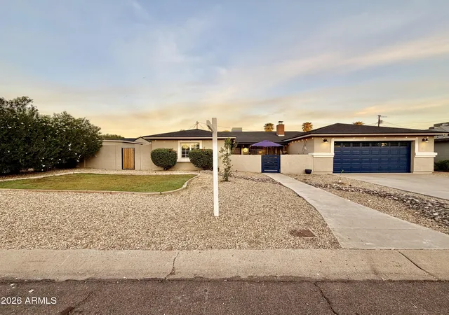 Photo 1 of Single family home for sale at 7025 N 10th Place, Phoenix, AZ 85020 | MLS# 7095429 | Listing updated on 2026-10-29