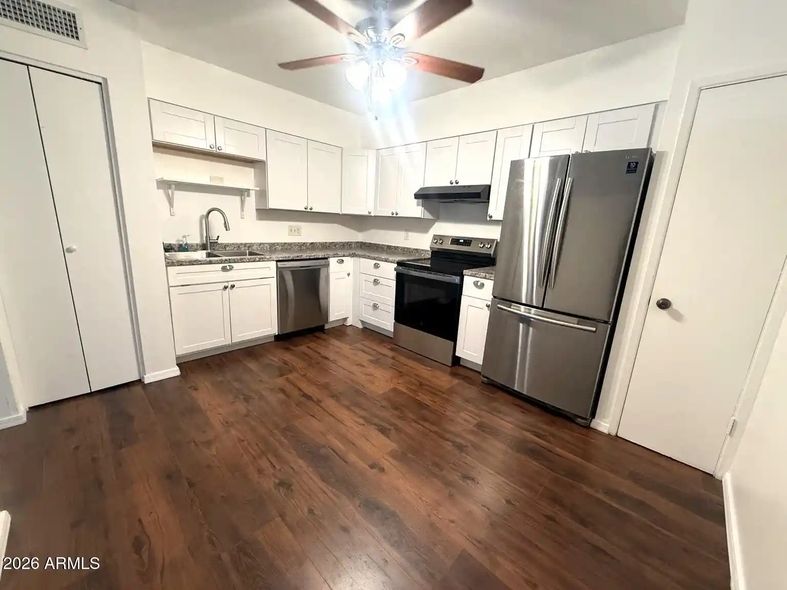 Townhouse for sale at 720 S Dobson Rd #117, Mesa, AZ 85202 | MLS# 7096095