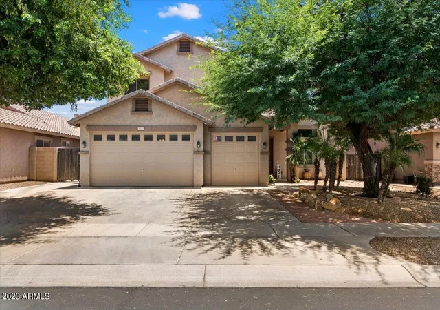 Photo 1 of Single family home for sale at 7325 N 72nd Avenue, Glendale, AZ 85303 | MLS# 7095767 | Listing updated on 2026-10-29
