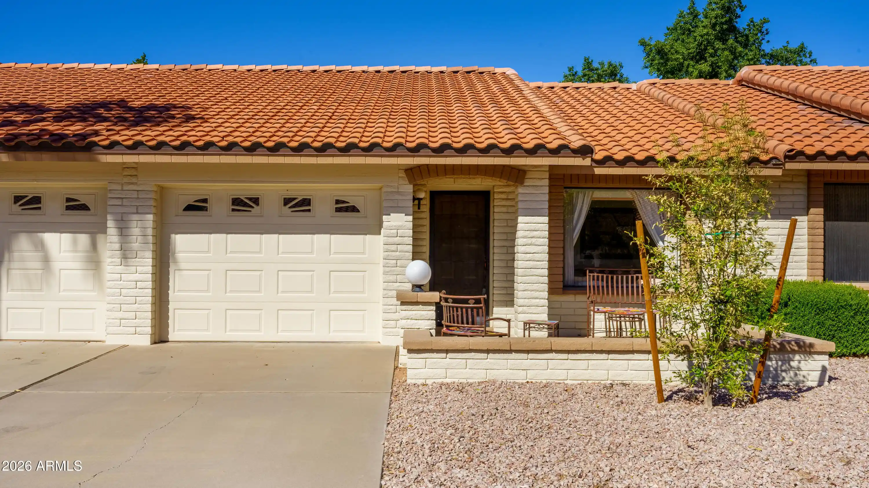 Townhouse for sale at 2310 S Farnsworth Dr #17, Mesa, AZ 85209 | MLS# 7096090