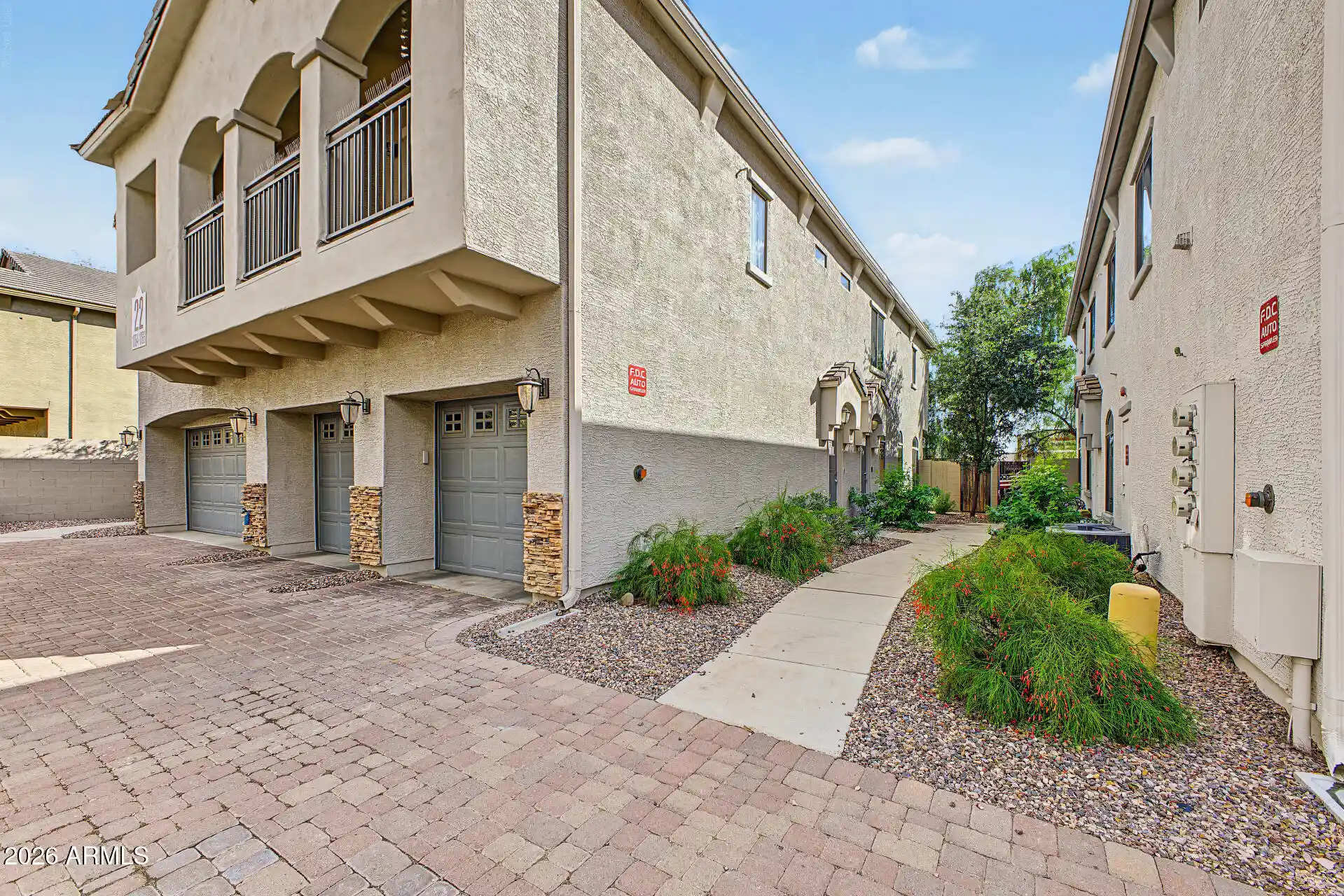Photo 1 of Townhouse for sale at 2150 E Bell Rd #1064, Phoenix, AZ 85022 | MLS# 7096134 | Listing updated on 2026-10-25