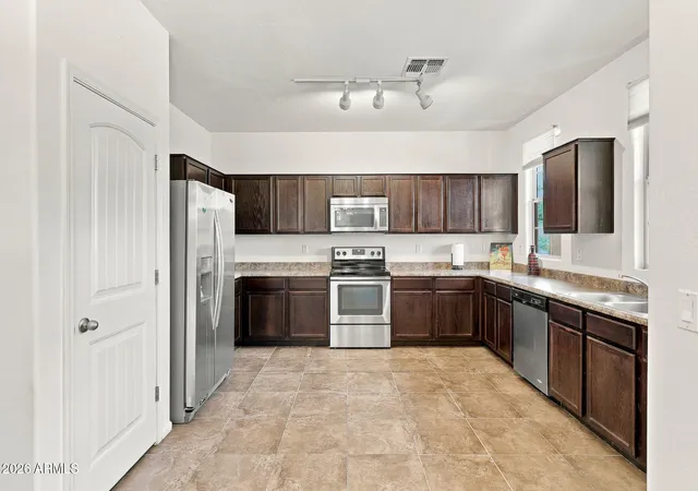 Photo 4 of Single family home for sale at 7214 S 48th Drive, Laveen, AZ 85339 | MLS# 7098352 | Listing updated on 2026-10-29