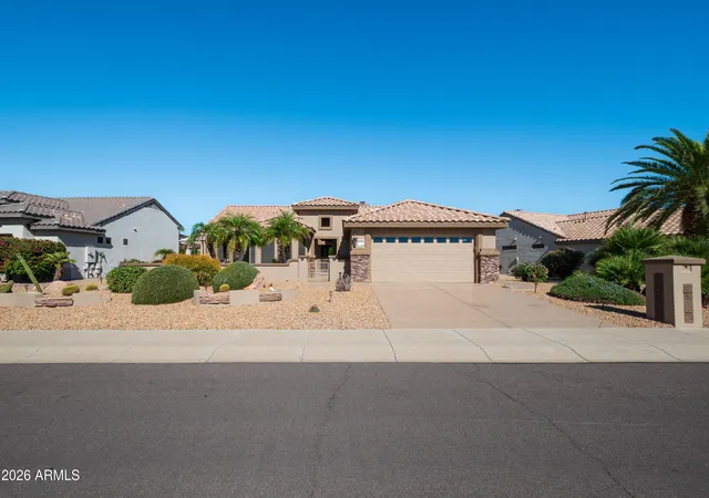Photo 1 of Single family home for sale at 15710 W Linksview Dr, Surprise, AZ 85374 | MLS# 7098544 | Listing updated on 2026-10-28