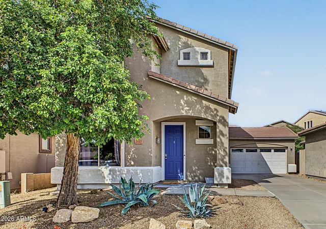 Single family home for sale at 2542 W Old Paint Trl, Phoenix, AZ 85086 | MLS# 7097574