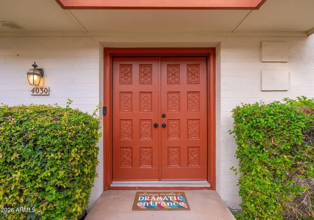 Townhouse for sale at 4030 N Granite Reef Rd, Scottsdale, AZ 85251 | MLS# 7100366