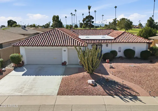 Photo 1 of Single family home for sale at 10510 W Kingswood Cir, Sun City, AZ 85351 | MLS# 7099468 | Listing updated on 2026-10-29