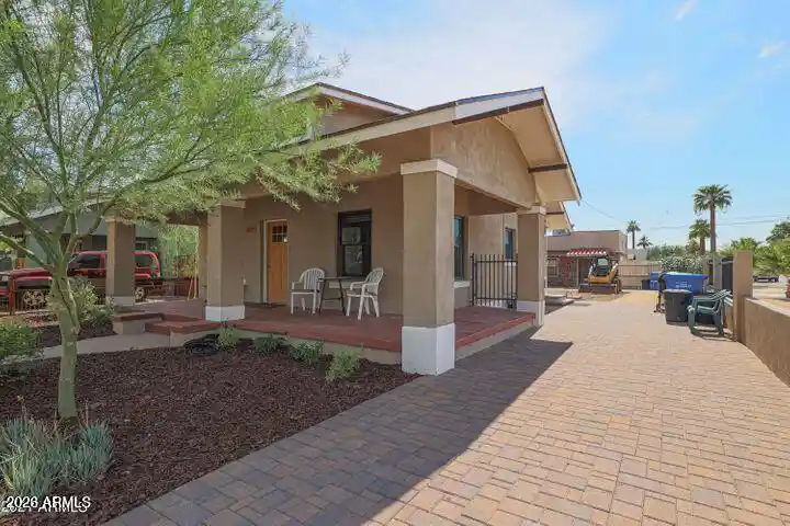 Photo 1 of Single family home for sale at 1032 N 10th Street, Phoenix, AZ 85006 | MLS# 7098062 | Listing updated on 2026-10-29