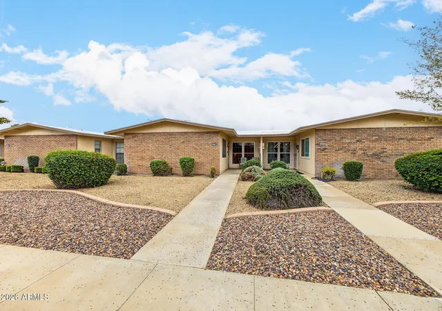 Townhouse for sale at 10319 W Ocotillo Dr, Sun City, AZ 85373 | MLS# 7098384
