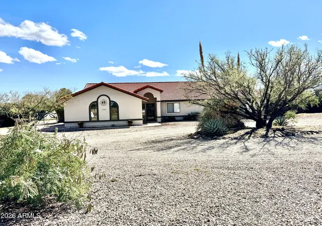 Photo 1 of Single family home for sale at 3522 E Navaho St, Sierra Vista, AZ 85650 | MLS# 7098464 | Listing updated on 2026-10-30