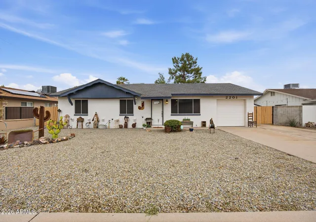 Photo 1 of Single family home for sale at 2201 W Meadow Dr, Phoenix, AZ 85023 | MLS# 7098638 | Listing updated on 2026-10-31