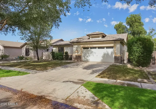 Single family home for sale at 3246 E Linda Ln, Gilbert, AZ 85234 | MLS# 7098906