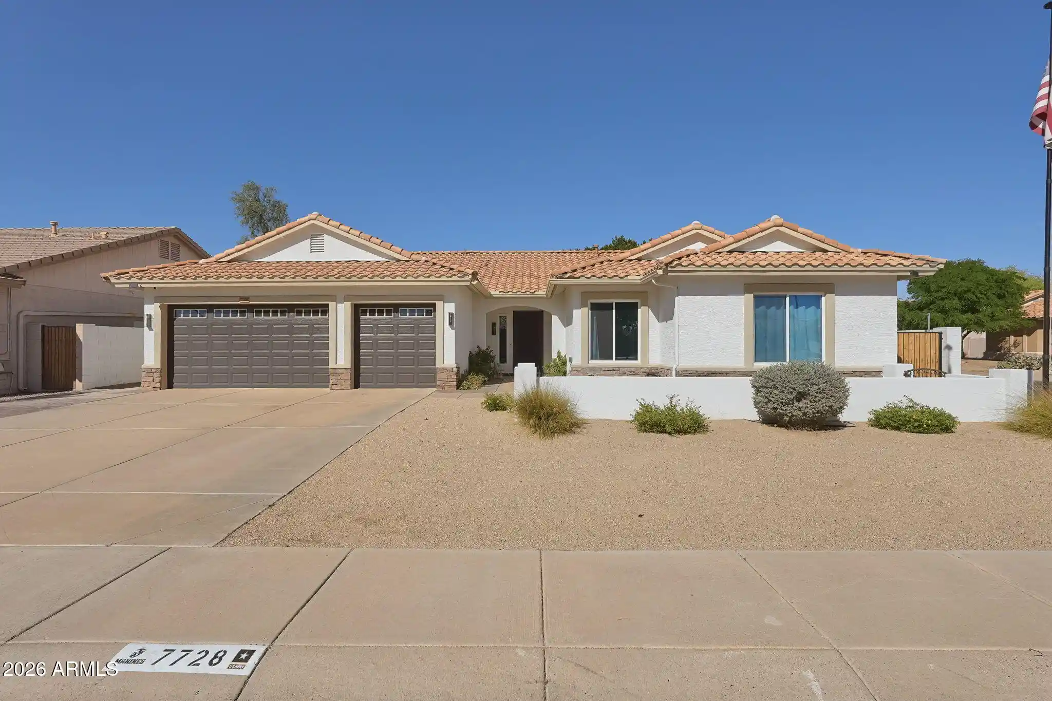 Photo 1 of Single family home for sale at 7728 W Maui Ln, Peoria, AZ 85381 | MLS# 7099838 | Listing updated on 2026-10-30
