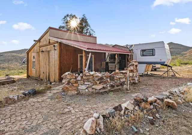 Single family home for sale at 25795 S Old Stage Rd, Congress, AZ 85332 | MLS# 7099048