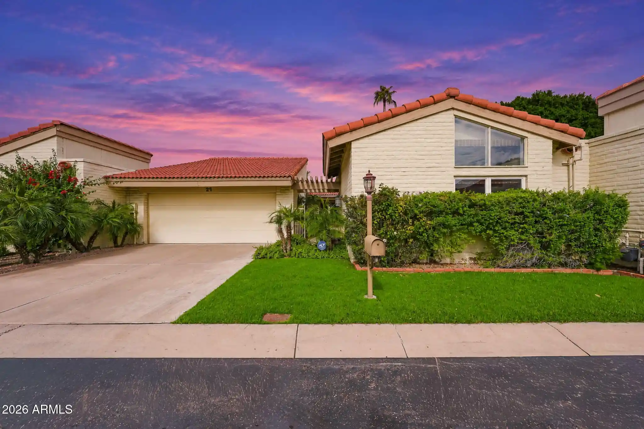 Single family home for sale at 24 E San Miguel Ave, Phoenix, AZ 85012 | MLS# 7099189
