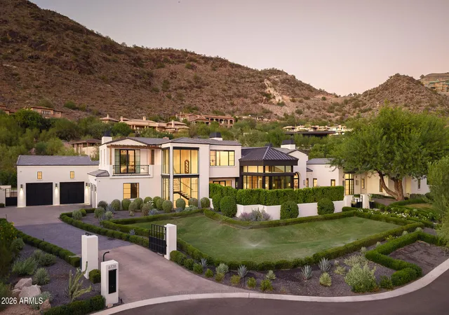 Single family home for sale at 6126 E Joshua Tree Ln, Paradise Valley, AZ 85253 | MLS# 7099522
