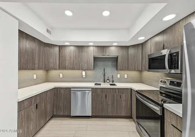 Townhouse for sale at 4138 E Larkspur Dr, Phoenix, AZ 85032 | MLS# 7099329