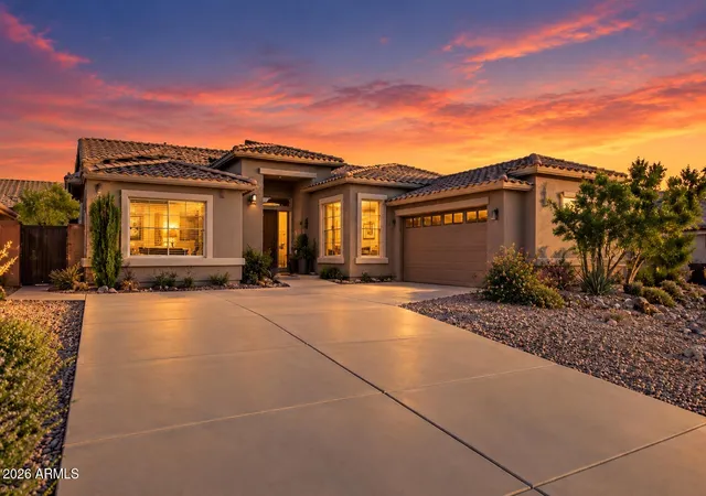Single family home for sale at 8141 E Apache Plumb Dr, Gold Canyon, AZ 85118 | MLS# 7099753