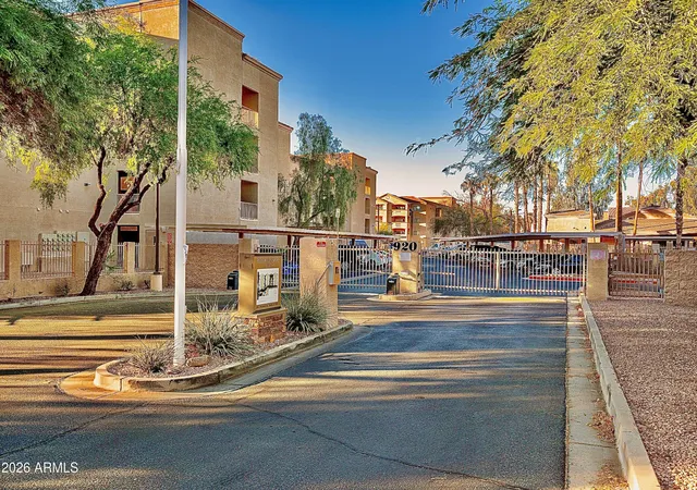 Condo for sale at 920 E Devonshire Ave #1031, Phoenix, AZ 85014 | MLS# 7099504
