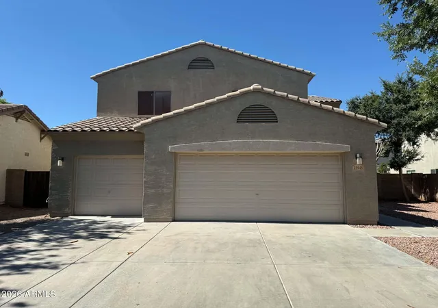 Single family home for sale at 15946 W Port Royale Ln, Surprise, AZ 85379 | MLS# 7100027