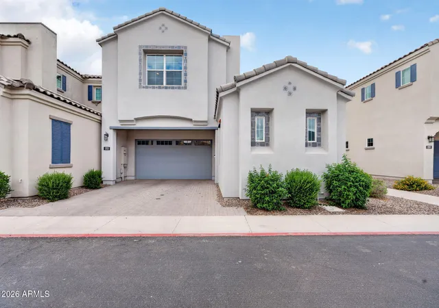 Single family home for sale at 253 E Balsam Dr, Chandler, AZ 85286 | MLS# 7099668