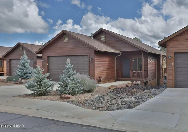 Photo 1 of Single family home for sale at 2012 Lake Breeze Rd, Pinetop Lakeside, AZ 85929 | MLS# 7099729 | Listing updated on 2026-10-29