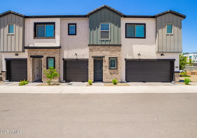 Photo 1 of Townhouse for sale at 28138 N 28th Lane, Phoenix, AZ 85085 | MLS# 7100013 | Listing updated on 2026-10-30