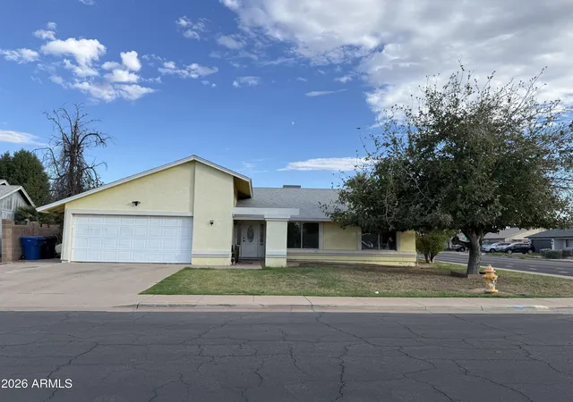 Photo 1 of Sale Pending at 1725 S Alamo Cir, Mesa, AZ 85204 | MLS# 7099963 | Listing updated on 2026-10-29