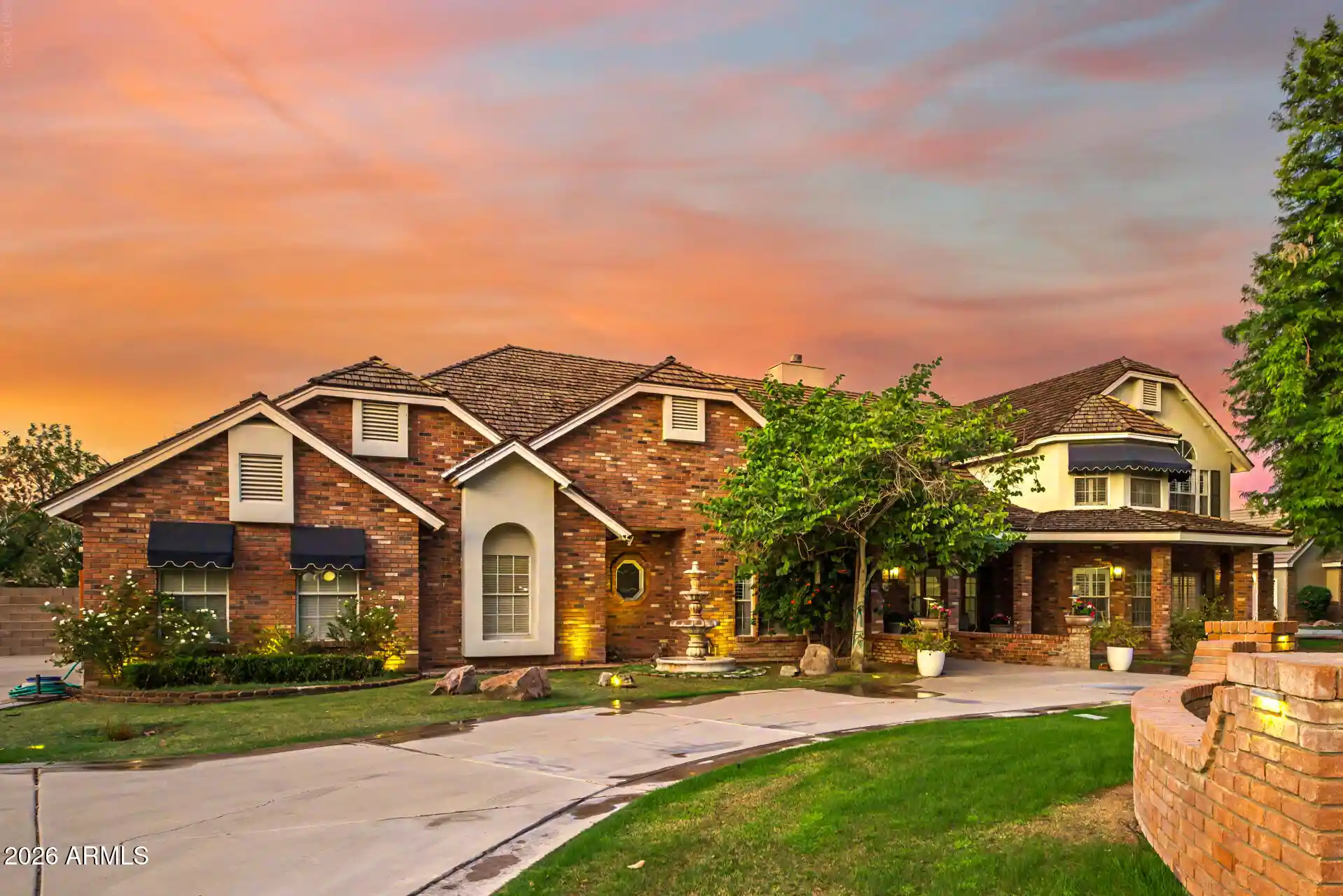 Single family home for sale at 910 E Juanita Ave, Gilbert, AZ 85234 | MLS# 7100607 | Listing updated on 2026-10-31