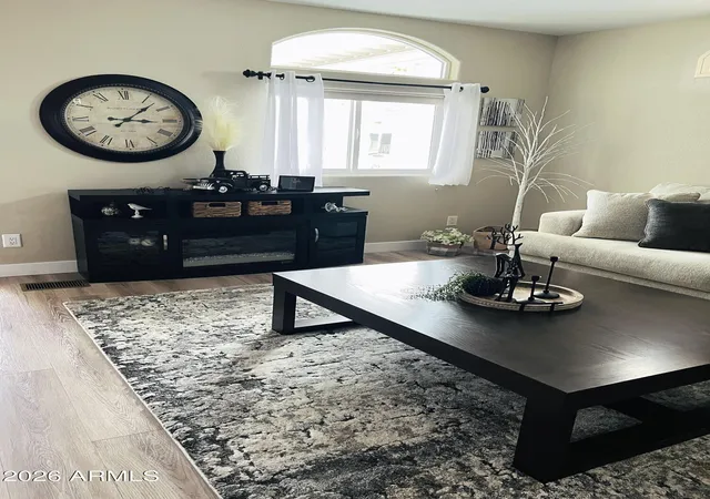 Photo 2 of Manufactured home for sale at 709 S Felspar Dr, Apache Junction, AZ 85119 | MLS# 7100362 | Listing updated on 2026-10-30