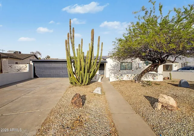 Photo 1 of Single family home for sale at 4015 N 12th Avenue, Phoenix, AZ 85013 | MLS# 7100304 | Listing updated on 2026-10-30