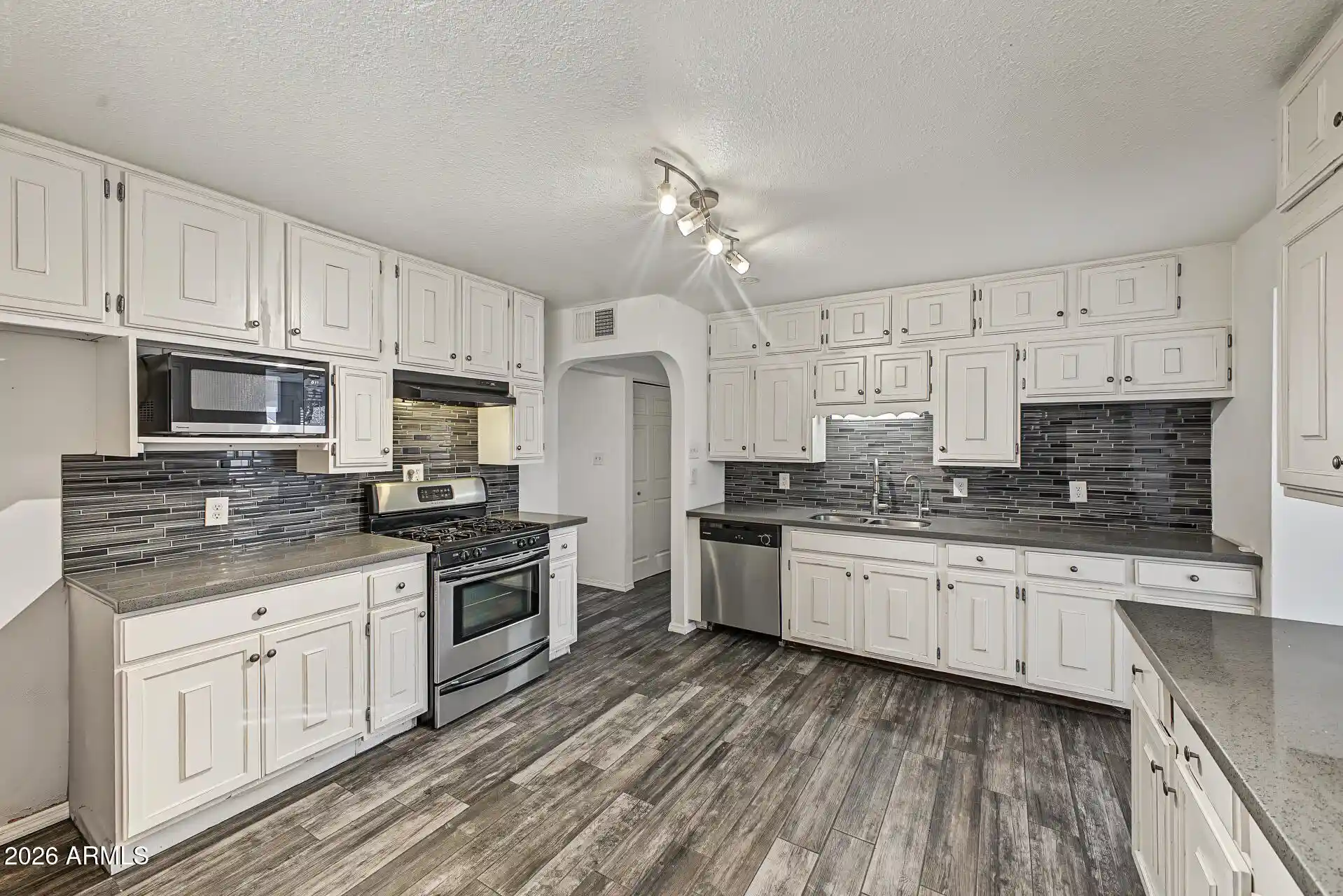 Single family home for sale at 801 E Ruth Ave, Phoenix, AZ 85020 | MLS# 7100795