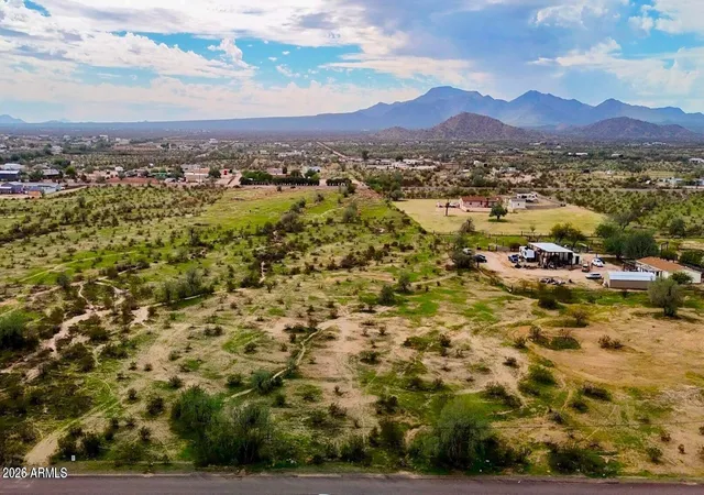 Land for sale at Tbd W Huisatch Rd Llot D 1.25 Acres, Maricopa, AZ 85139 | MLS# 7100399
