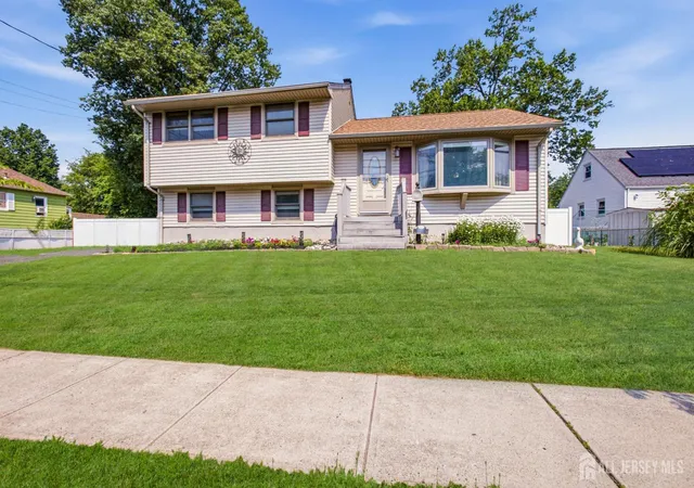 Photo 3 of Single family home for sale at 1852 W 5th Street, Piscataway, NJ 08854 | MLS# 2700327R | Listing updated on 2026-09-28