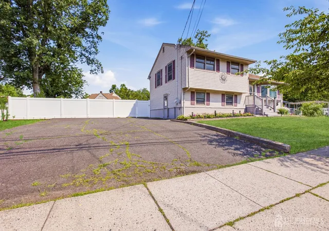 Photo 3 of Single family home for sale at 1852 W 5th Street, Piscataway, NJ 08854 | MLS# 2700327R | Listing updated on 2026-09-28