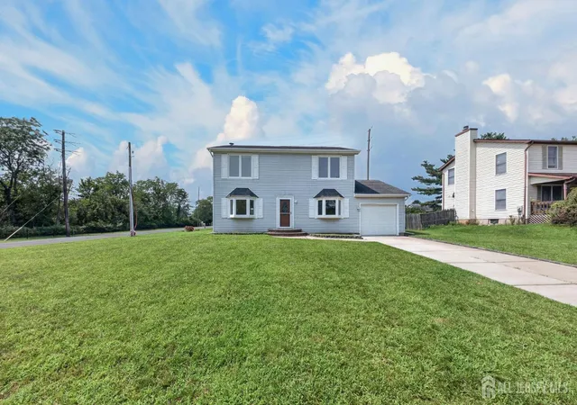 Photo 4 of Single family home for sale at 940 E Lincoln Ave, Piscataway, NJ 08854 | MLS# 2702691R | Listing updated on 2026-09-22