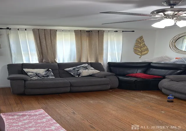 Photo 4 of Single family home for sale at 20 Suydam Ave, Edison, NJ 08817 | MLS# 2701147R | Listing updated on 2026-07-29