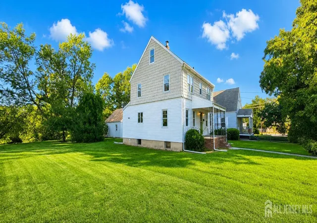 25th image of 259 Macarthur Ave, Sayreville, NJ 08872 | MLS# 2702669R