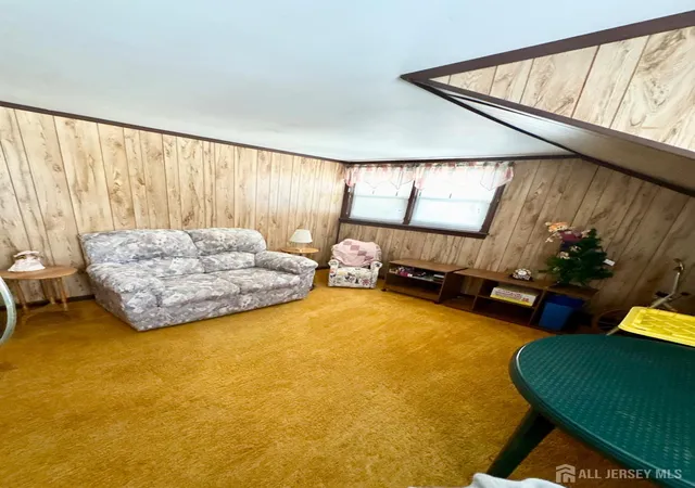 Photo 4 of Single family home for sale at 107 Zoar Pl, Middlesex, NJ 08846 | MLS# 2610203R | Listing updated on 2026-09-28