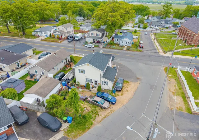 3rd image of 715 Laurence Pkwy, South Amboy, NJ 08879 | MLS# 2615813R