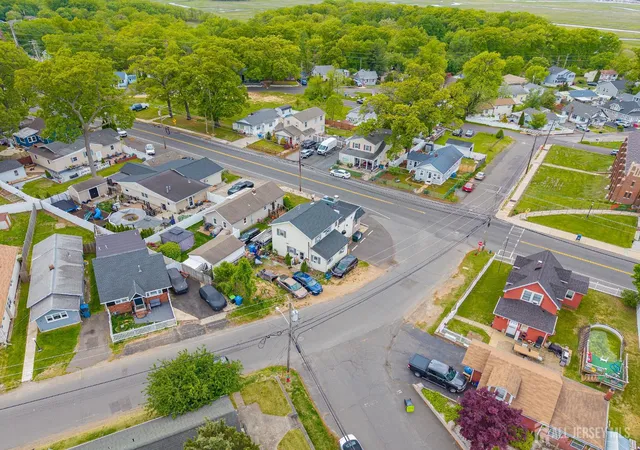 5th image of 715 Laurence Pkwy, South Amboy, NJ 08879 | MLS# 2615813R