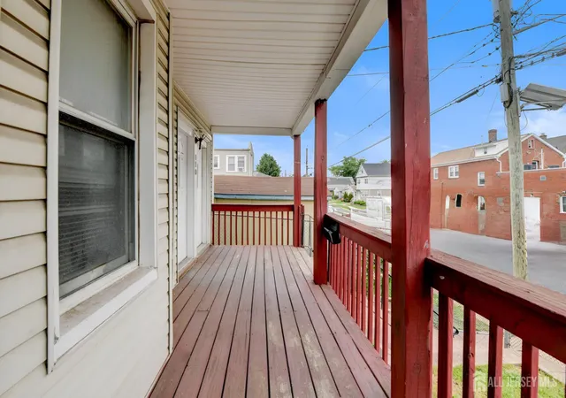 Homes for sale in Linden, NJ | 110 W 16 St, Linden, NJ 07036 | MLS# 2616560R