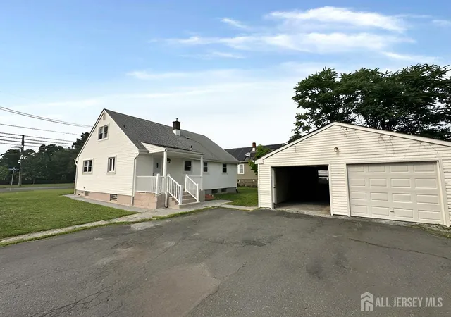 2nd image of 796 Hamilton St, Somerset, NJ 08873 | MLS# 2701041R