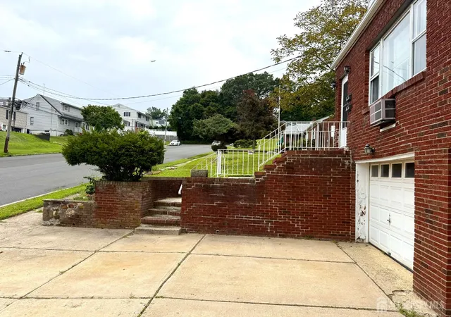 Photo 3 of House for sale at 528-530 Leffert St, South Amboy, NJ 08879 | MLS# 2703266R | Listing updated on 2026-09-29