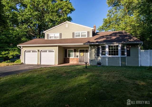 1st image of 3 Lycoming Ln, East Brunswick, NJ 08816 | MLS# 2617565R