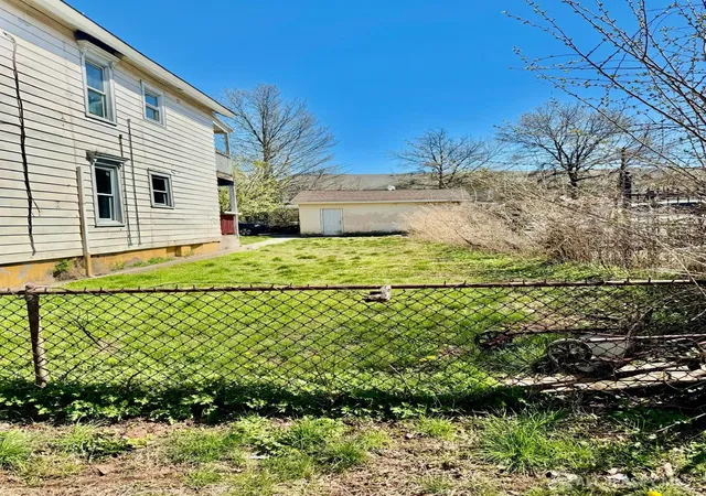 Homes for sale in New Brunswick, NJ | 168 Throop Ave, New Brunswick, NJ 08901 | MLS# 2613960R