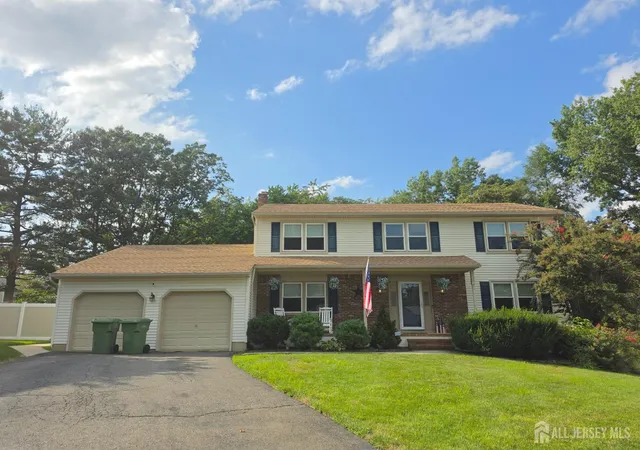1st image of 16 Glynn Ct, Sayreville, NJ 08859 | MLS# 2702967R