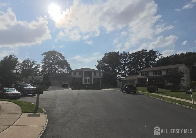 53rd image of 16 Glynn Ct, Sayreville, NJ 08859 | MLS# 2702967R