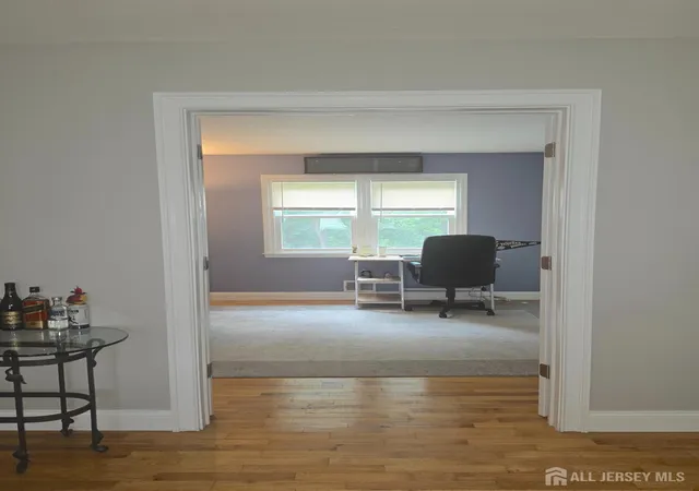Photo 4 of Single family home for sale at 16 Glynn Ct, Parlin, NJ 08859 | MLS# 2702967R | Listing updated on 2026-09-22