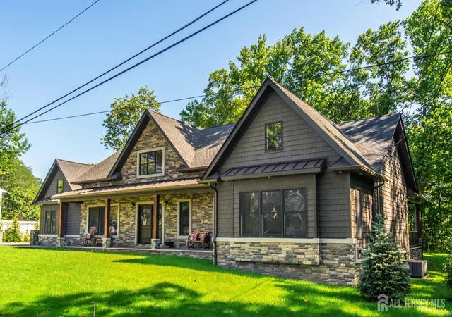 Photo 3 of Single family home for sale at 77 Union St, Colonia, NJ 07067 | MLS# 2504860R | Listing updated on 2024-12-10